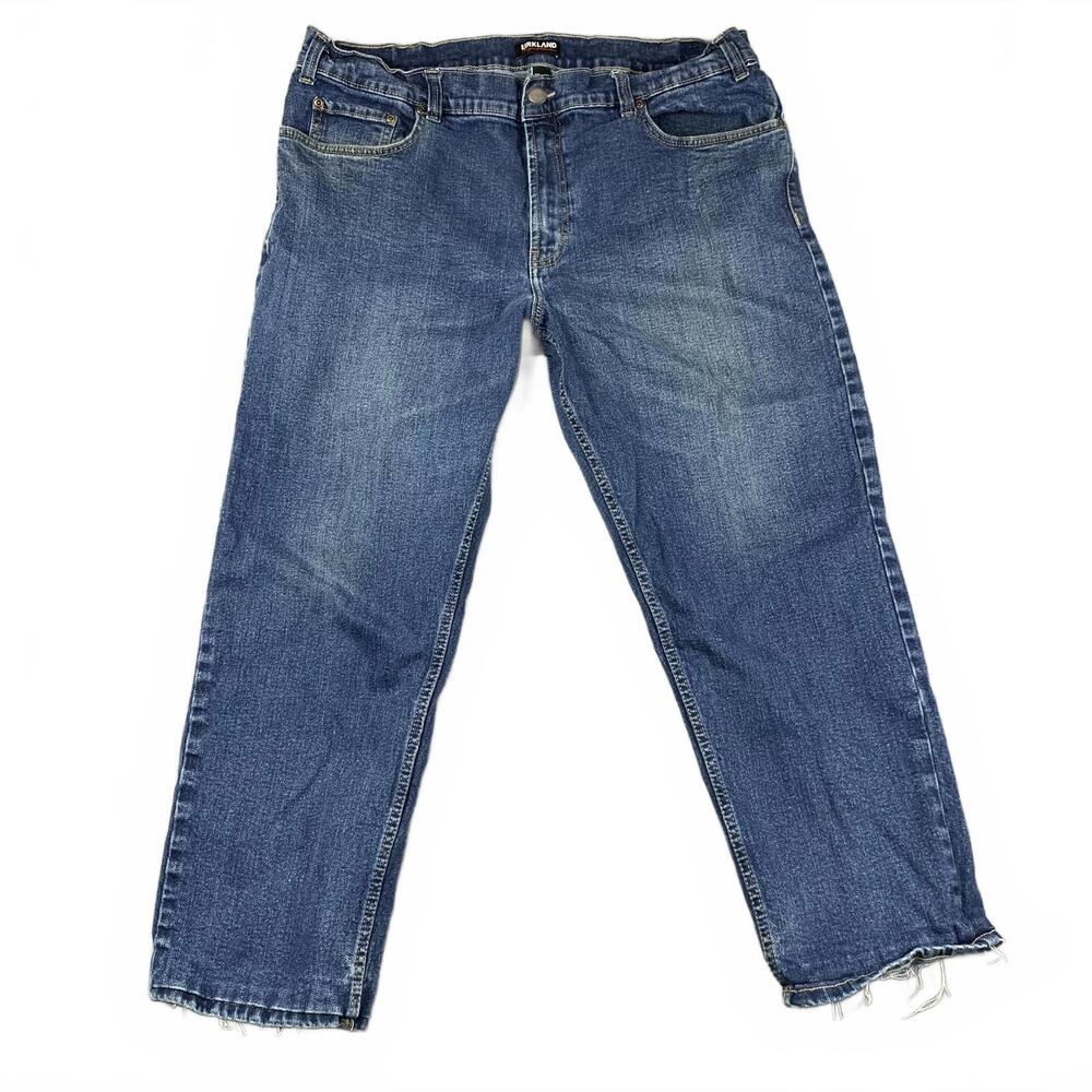 Kirkland Signature Mens Size 42x30 (TF 36x26) Jeans Comfort Fit